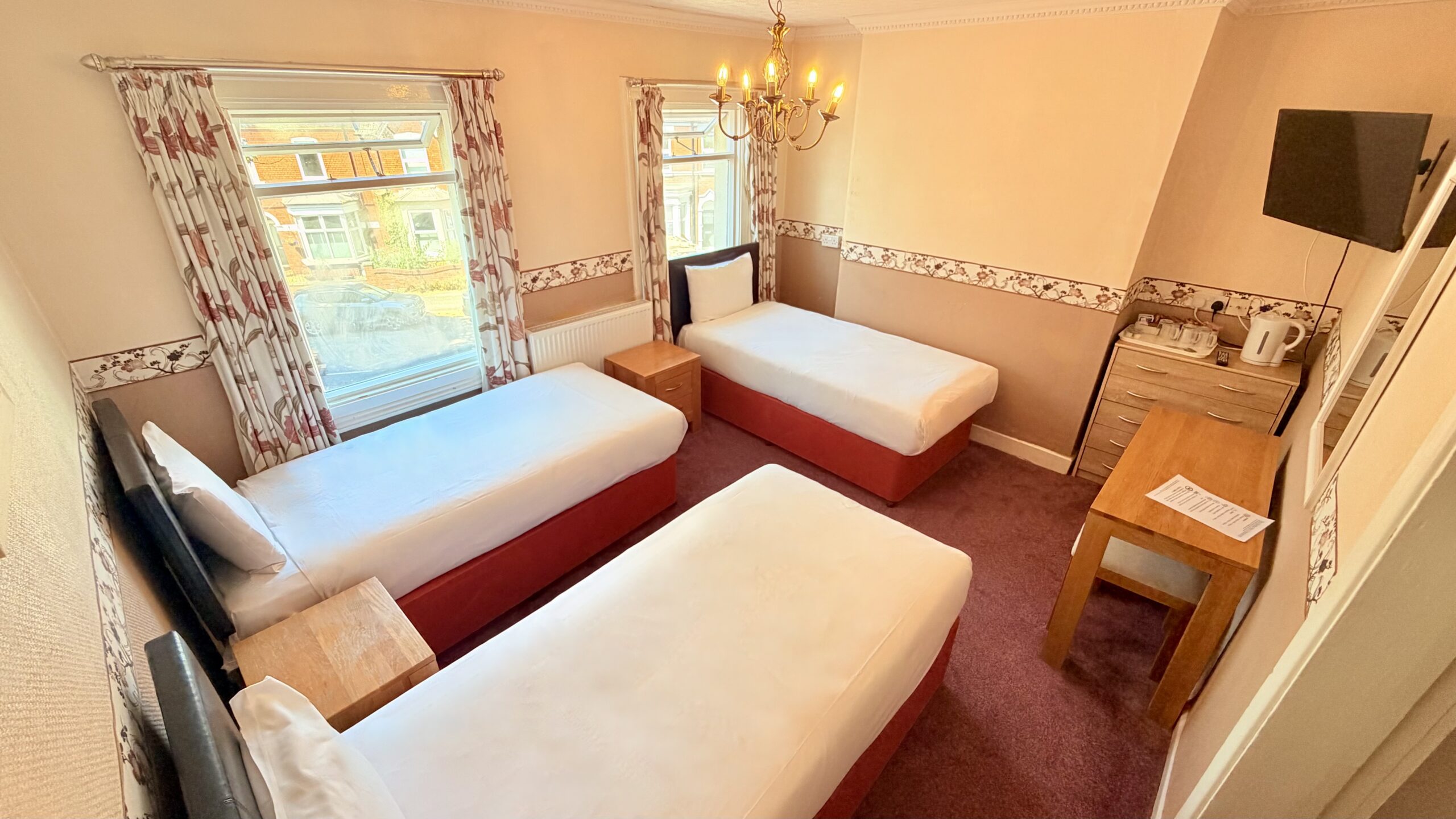 Triple Room - fourth view